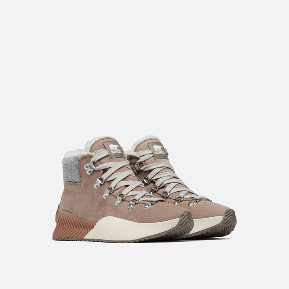 Sorel Out N’ About lll Conquest Boot Size 7 NWT - Picture 3 of 15